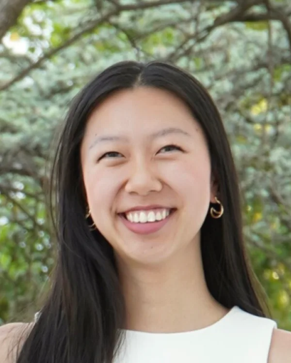 Photo of Angela Luo