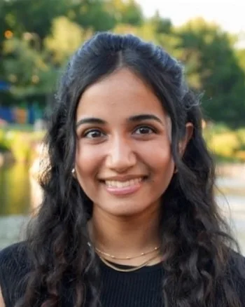 Photo of Sriya Sogal